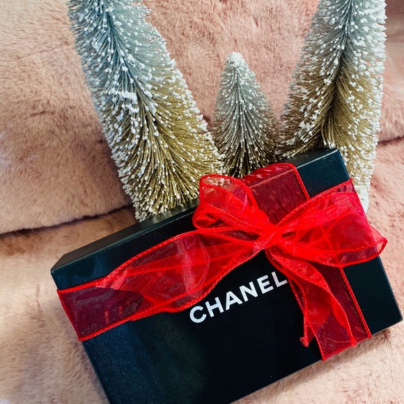 SOLD - Picture 2 of 14